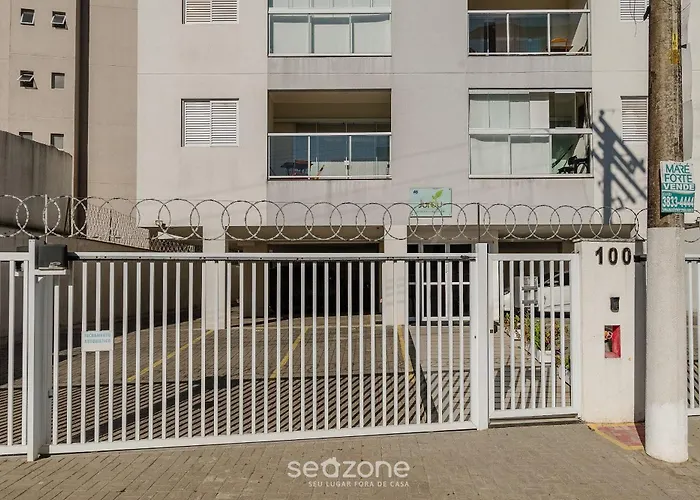 RJI - Apartamentos próximos da praia de Itaguá Ubatuba